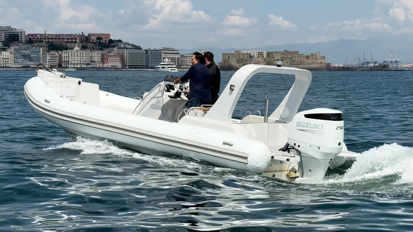 ImmensoBoat-oriz22