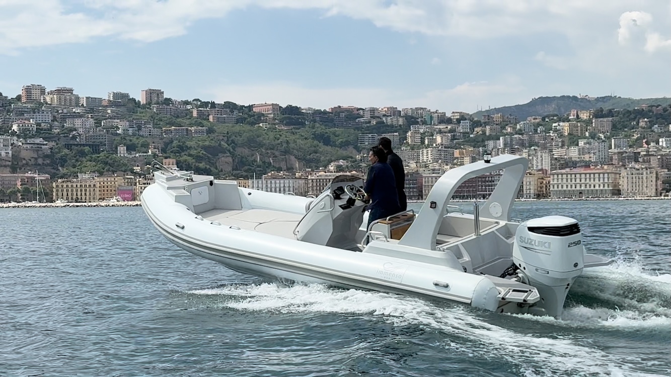 ImmensoBoat-oriz24