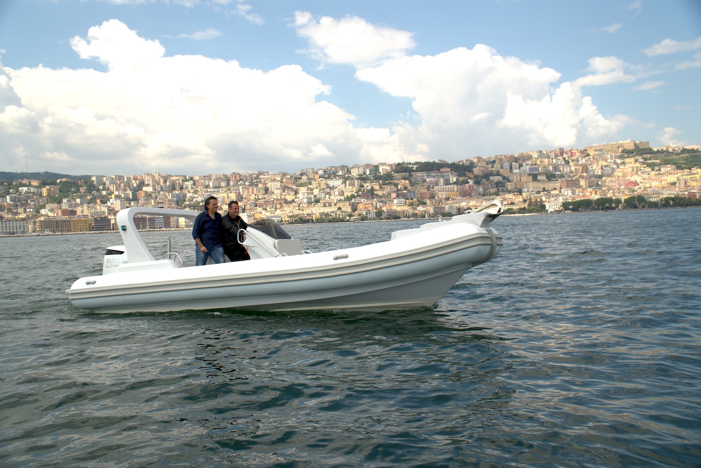 ImmensoBoat-oriz32