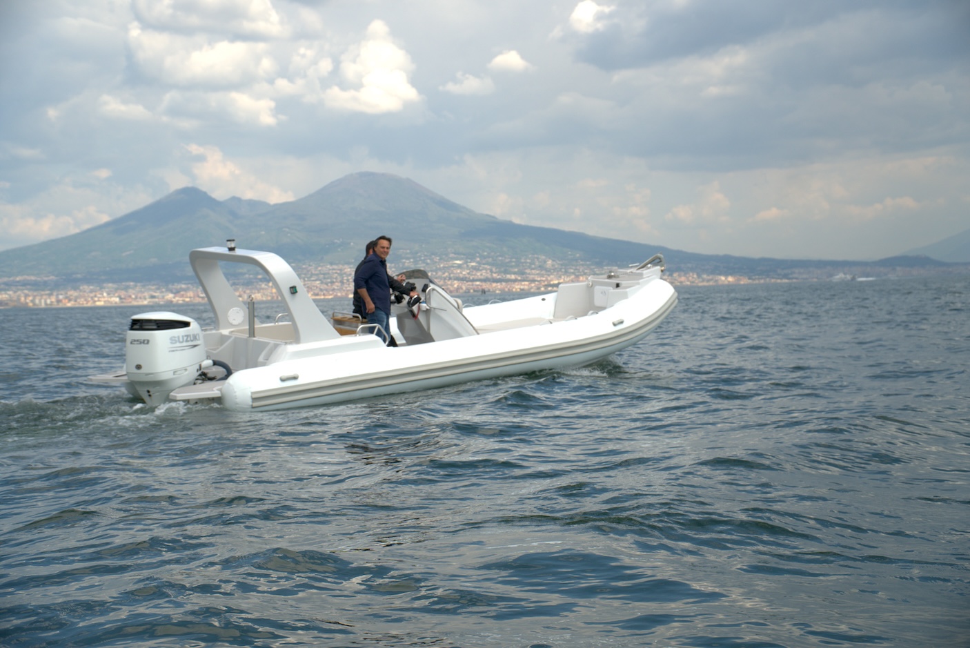 ImmensoBoat-oriz35
