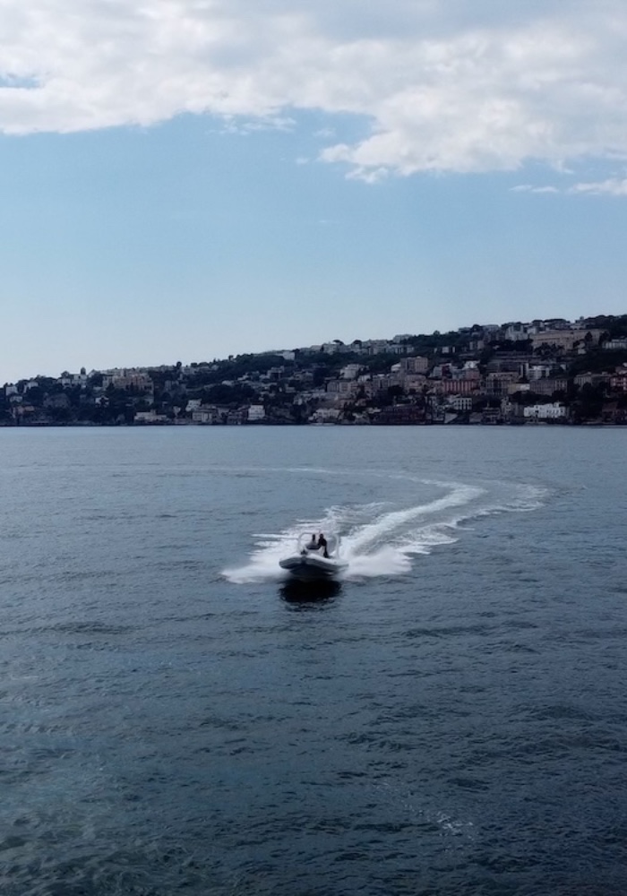 ImmensoBoat-vert-8